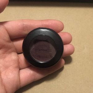 BRAND NEW MAC Single Eyeshadow - Sketch